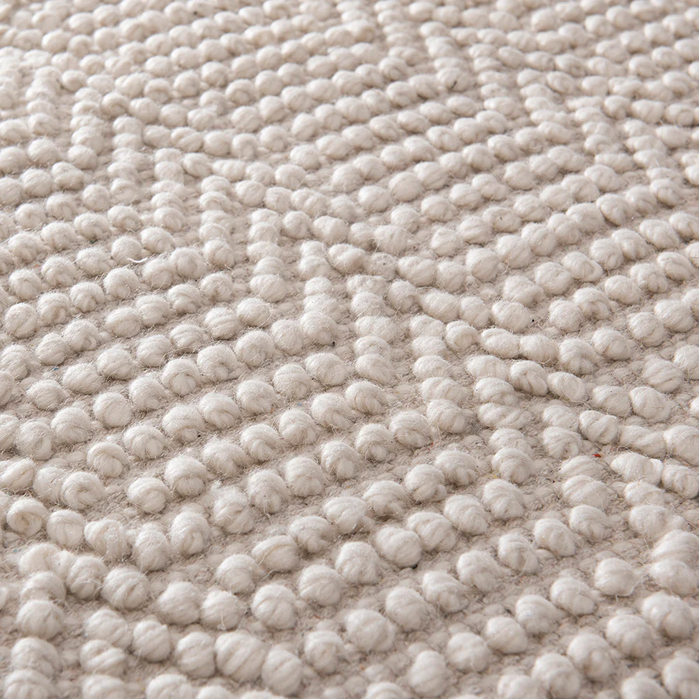 Alfombra Pompo Crudo - Image 3