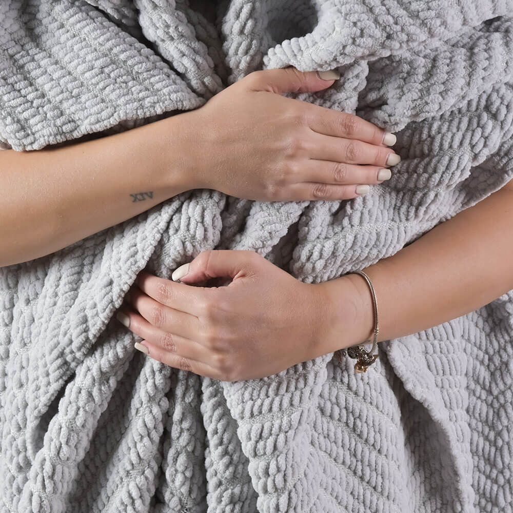 Manta Chunky Zigzag Perla - Image 5